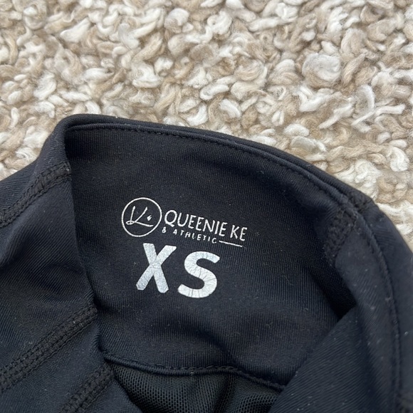 Queenie Ke Black Zip Up Athletic Jacket with Zipper and Thumb Holes Sz XS - Picture 12 of 12